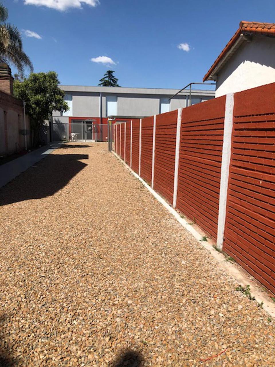 Lugones Ezeiza Exterior foto