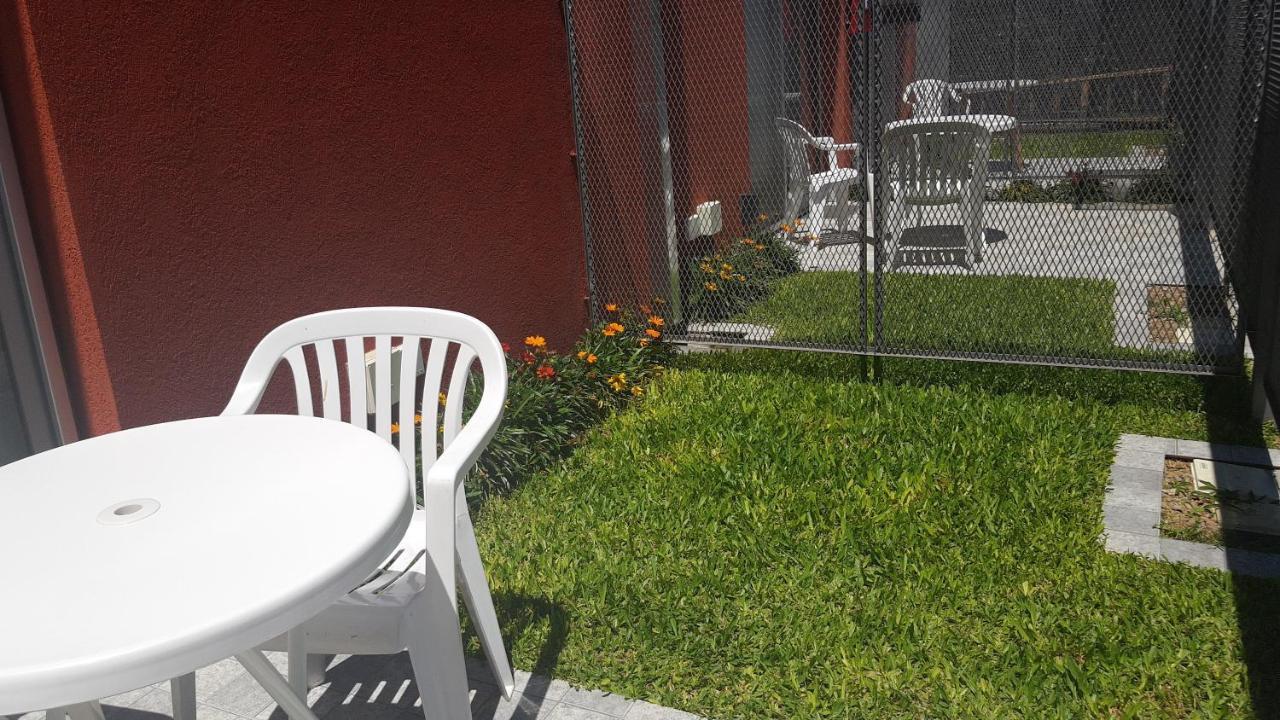 Lugones Ezeiza Exterior foto